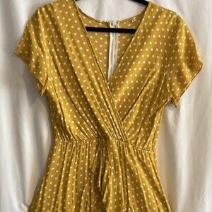 Classic vintage look Yellow dress - size S